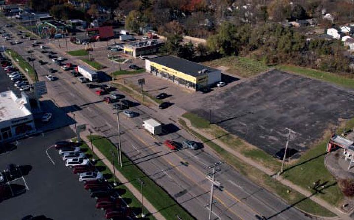 Pictures of Land property located at 435 28th St SE, Grand Rapids, MI 49548 for sales - image #1