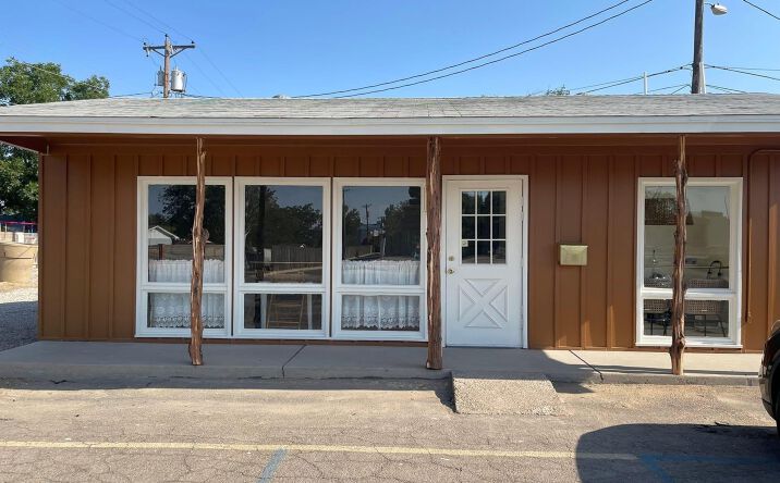 Pictures of Land property located at 108 E Linda Vista Boulevard, Roswell, NM 88201 for sales - image #1