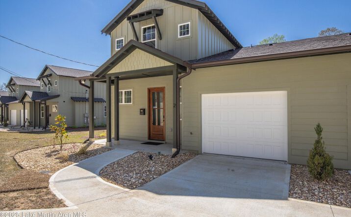 Pictures of Multifamily property located at 3324 A Bay Pine Rd, Jackson's Gap, AL 36861 for sales - image #1