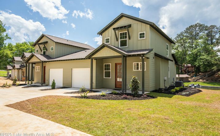 Pictures of Multifamily property located at 3282 Bay Pine Rd, Jackson's Gap, AL 36861 for sales - image #1