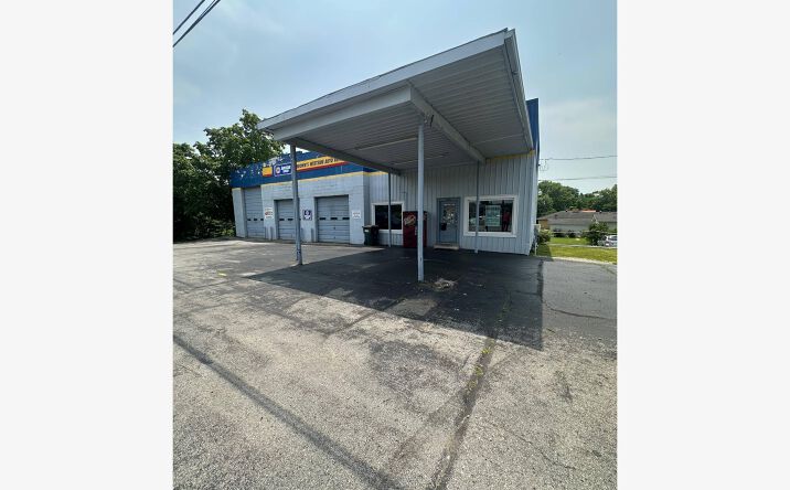 Pictures of Mixed Use property located at 820 W Noel Ave, Madisonville, KY 42431 for sales - image #1