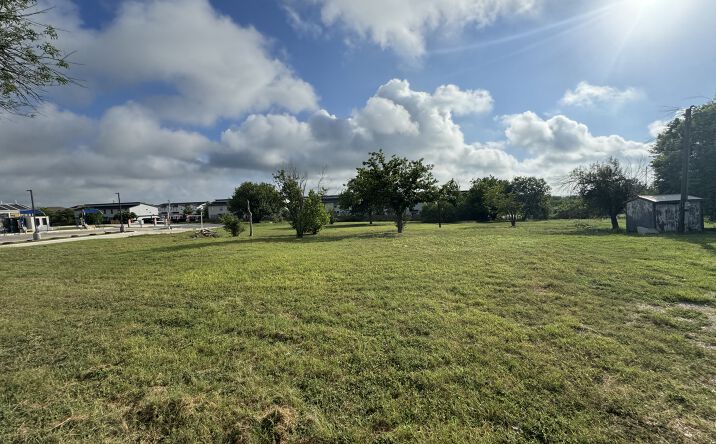 Pictures of Land property located at 1371 E FM 150, Kyle, TX 78640 for sales - image #1