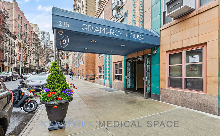 Pictures of Office property located at 235 E 22nd St, New York, NY 10010 for sales - image #1