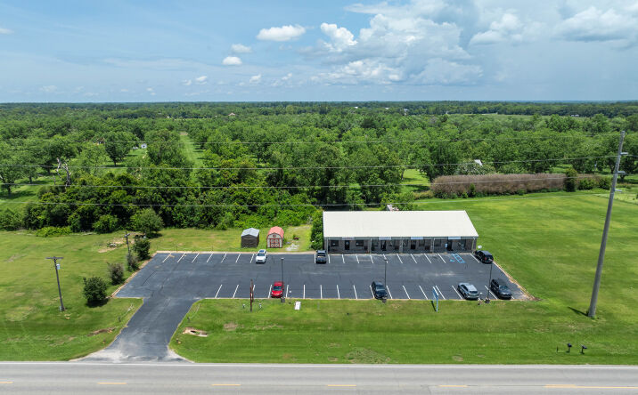 Pictures of Retail property located at 9871 US Hwy 98 Fairhope AL, Fairhope, AL null for sales - image #1