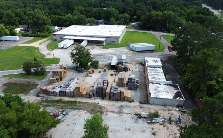 Pictures of Industrial property located at 14 State Rd S-13-125, Cheraw, SC 29520 for sales - image #1