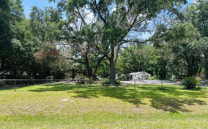 Pictures of Land property located at 10250 NW 60th St, Chiefland, FL 32626 for sales - image #1