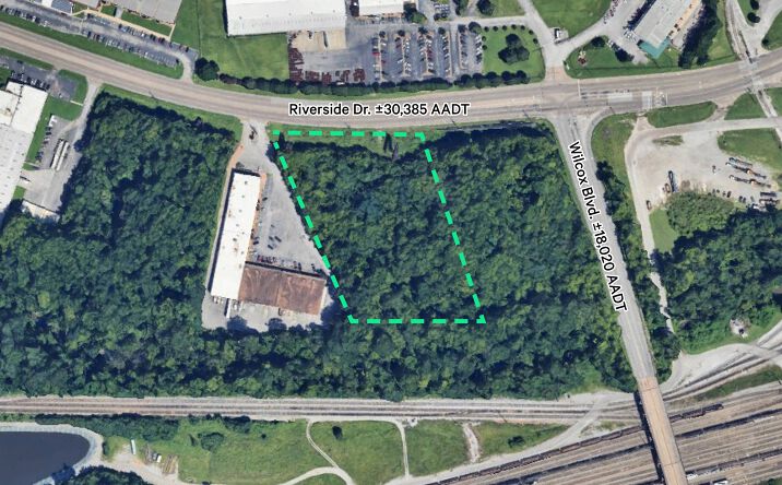 Pictures of Land property located at 1556 Riverside Dr, Chattanooga, TN 37406 for sales - image #1