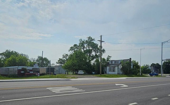 Pictures of Land property located at 4476 Belvidere Rd., Gurnee, IL 60031 for sales - image #1