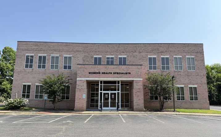 Pictures of Office property located at 7800 Wolf Trail Cove, Germantown, TN 38138 for sales - image #1