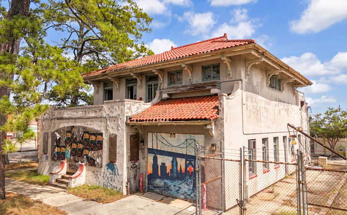Pictures of Industrial, Office, Retail property located at 1801 Laurel St, Baton Rouge, LA 70802 for sales - image #1