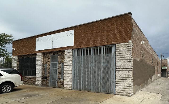 Pictures of Industrial property located at 4556 W 62nd St, Chicago, IL 60629 for sales - image #1