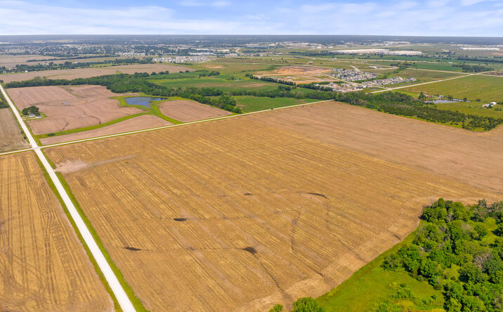 Pictures of Land property located at S Clare Road, Gardner, KS 66030 for sales - image #1