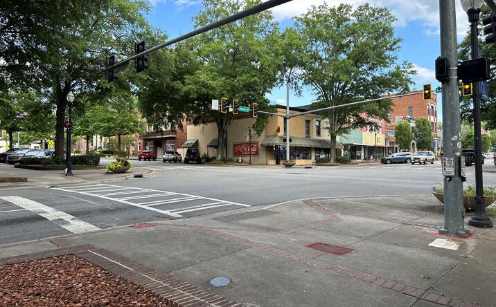 Pictures of Special Purpose property located at 100 S Wayne Street, Milledgeville, GA 31061 for sales - image #1