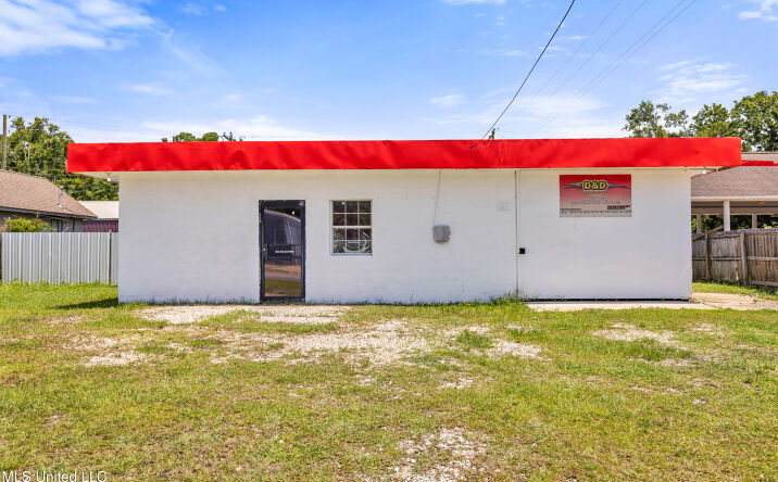 Pictures of Special Purpose property located at 3401 Old Mobile Avenue, Pascagoula, MS 39581 for sales - image #1