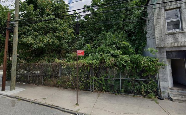 Pictures of Land property located at 38 Brighton Avenue, Staten  Island, NY 10301 for sales - image #1