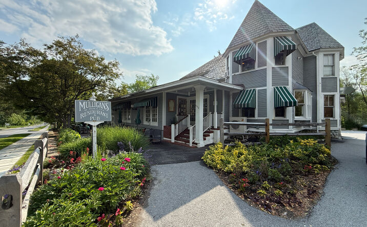 Pictures of Business for Sale, Hospitality property located at 3912 Main St, Manchester, VT 05254 for sales - image #1