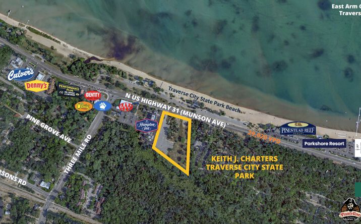 Pictures of Retail, Multifamily, Office, Hospitality, Mixed Use, Land property located at 1050 North Us Highway 31, Traverse City, MI 49685 for sales - image #1