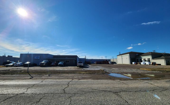 Pictures of Industrial, Office property located at 41135 Irwin Dr, Harrison Township, MI 48045 for sales - image #1