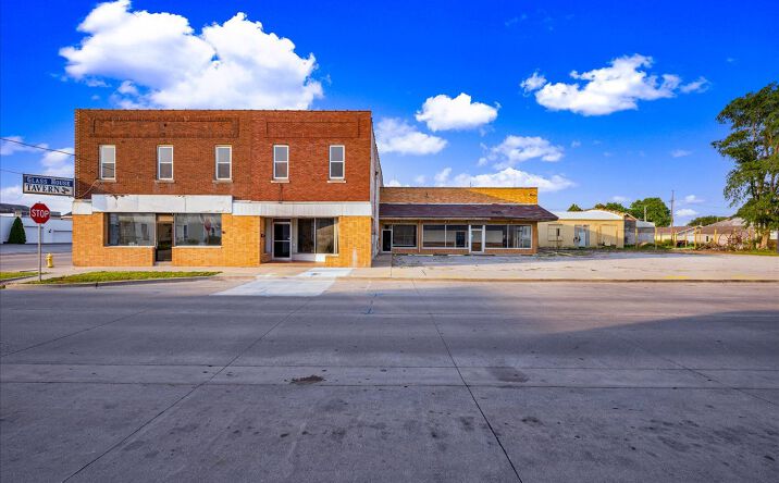 Pictures of Land property located at 700 Pulaski Street, Lincoln, IL 62656 for sales - image #1