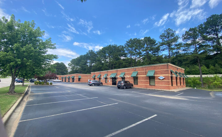 Pictures of Office property located at 2020 Co Rd 33, Pelham, AL 35124 for sales - image #1