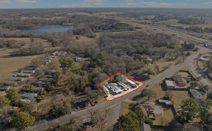 Pictures of Business for Sale property located at 2730 Old Paris Rd, Mount Pleasant, TX 75455 for sales - image #1