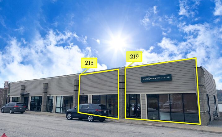 Pictures of Office, Retail property located at 219 N MAIN Street, Port Byron, IL 61275 for sales - image #1