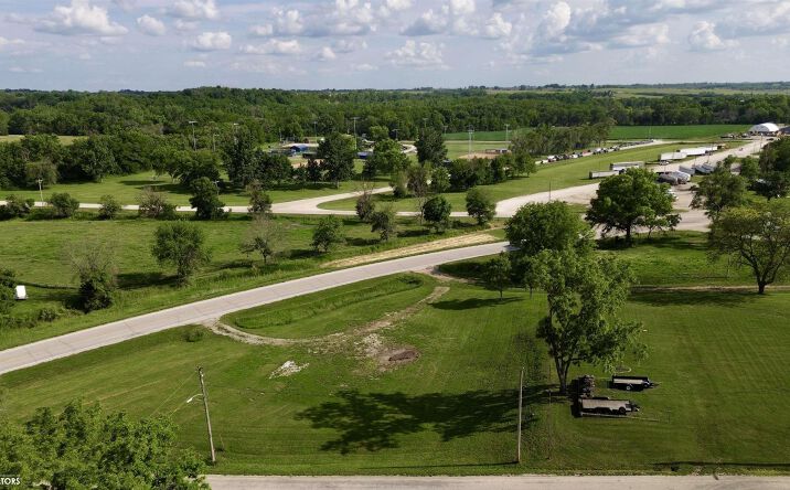 Pictures of Land property located at 906 Lake Rd. Road, Bedford, IA 50833 for sales - image #1