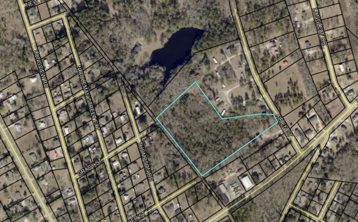 Pictures of Land property located at 618 Allen St, Swainsboro, GA 30401 for sales - image #1