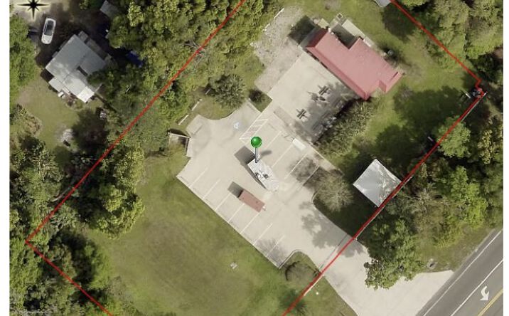 Pictures of Mixed Use, Retail property located at 138 E SR 40, PIERSON, FL 32180 for sales - image #1