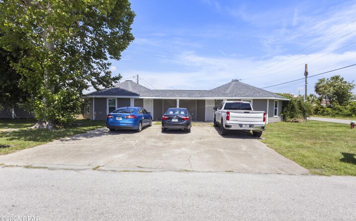 Pictures of Multifamily property located at 1300 Grace Avenue, Panama City, FL 32401 for sales - image #1
