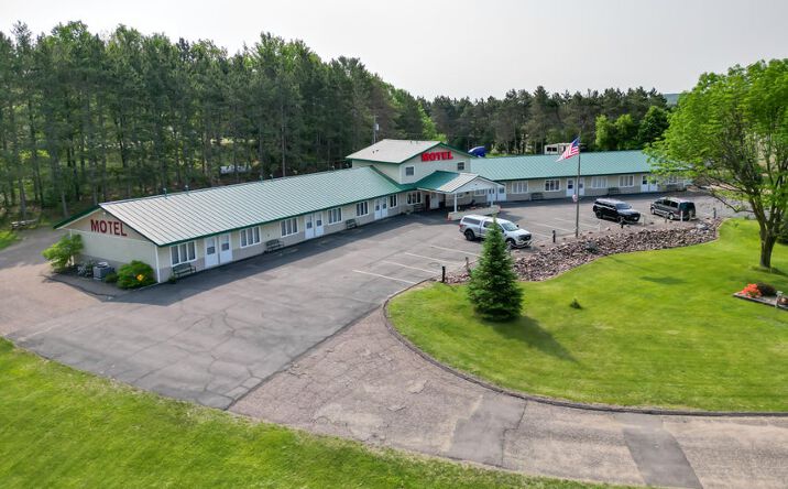 Pictures of Business for Sale, Hospitality, Mixed Use, Multifamily property located at 10765 County Highway Q, Chippewa Falls, WI 54729 for sales - image #1