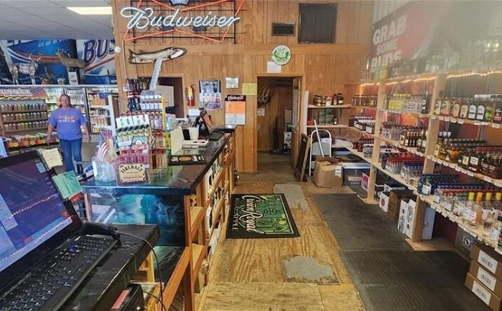 Pictures of Special Purpose property located at 10390 S 65  HWY, Western Grove, AR 72685 for sales - image #1