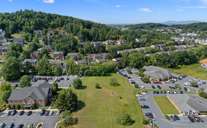 Pictures of Land property located at 2205 Evelyn Byrd Ave, Harrisonburg, VA 22801 for sales - image #1