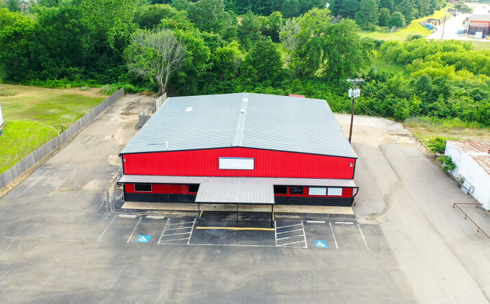Pictures of Mixed Use, Office, Retail property located at 3330 NE Loop 286, Paris, TX 75460 for sales - image #1