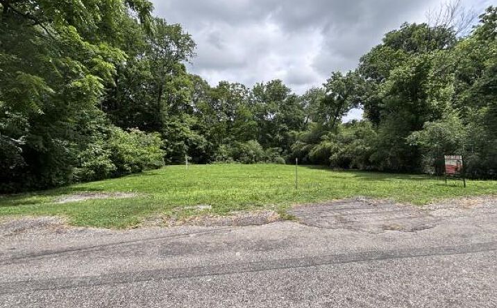 Pictures of Land property located at 17&18 Wartrace Rd, Springfield, TN 37172 for sales - image #1