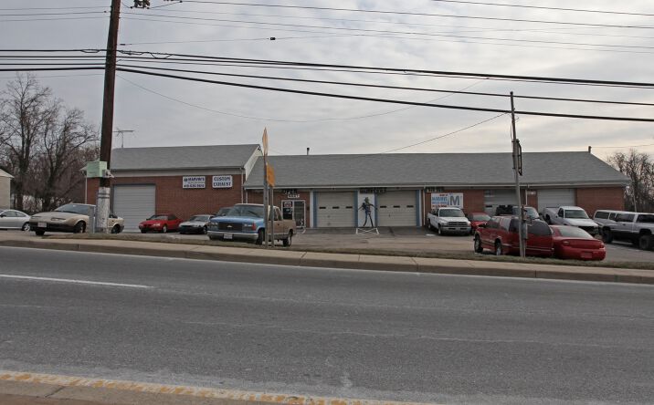 Pictures of Industrial property located at 6027 Ritchie Hwy, Brooklyn Park, MD 21225 for sales - image #1