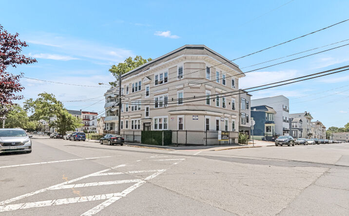 Pictures of Multifamily property located at 336 17th Ave, Irvington, NJ 07111 for sales - image #1