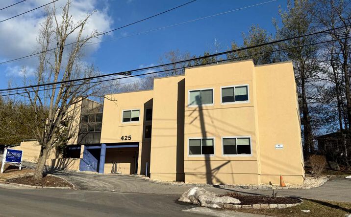 Pictures of Office property located at 425 N State Rd, Briarcliff Manor, NY 10510 for sales - image #1