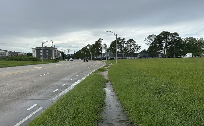 Pictures of Land property located at 3380 Bluebonnet Blvd, Baton Rouge, LA 70809 for sales - image #1