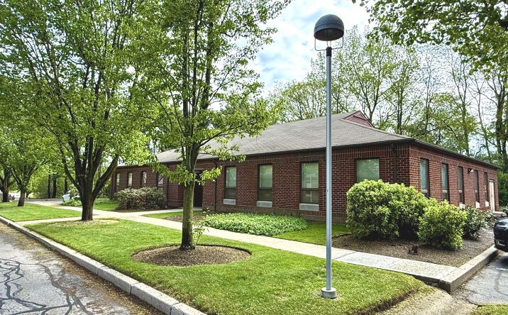 Pictures of Retail, Office property located at 250d Centerville Rd, Warwick, RI 02886 for sales - image #1