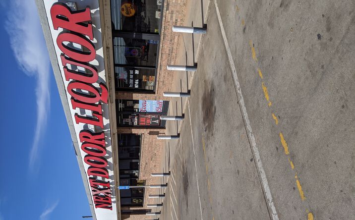 Pictures of Retail property located at 406 W Country Club Rd, Chickasha, OK 73018 for sales - image #1