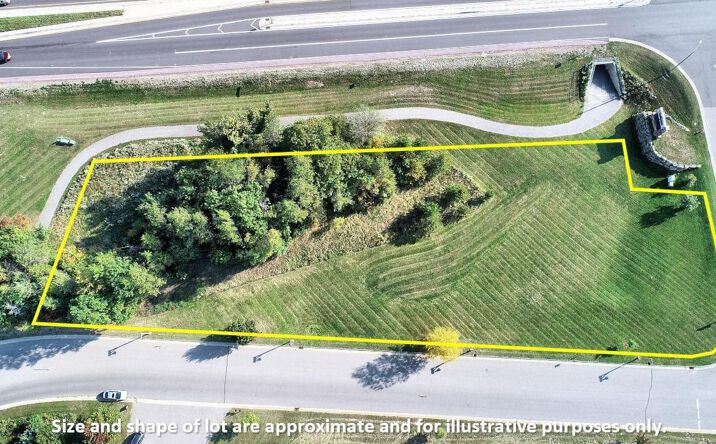 Pictures of Land property located at Lot 1 Chula Vista, Wisconsin Dells, WI 53965 for sales - image #1