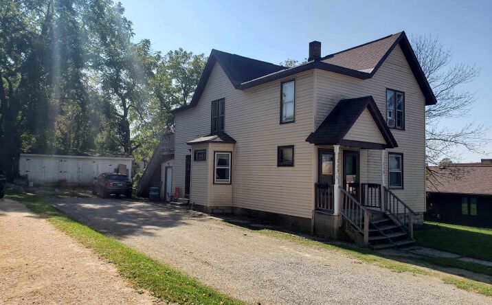 image of property at 115 HENRY ST Beaver Dam WI 53916-2319