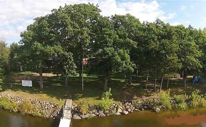 Pictures of Retail, Land, Hospitality property located at W505 Huron Bay, Mecan, WI 53949 for sales - image #1