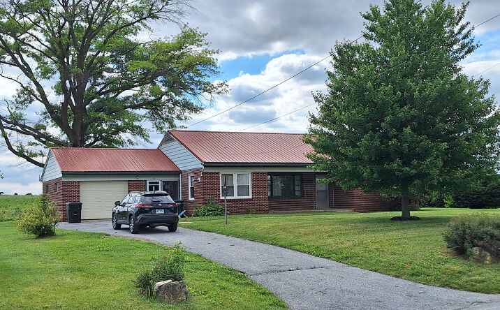 Pictures of Land property located at 12 South Kinzer Road, Kinzers, PA 17535 for sales - image #1