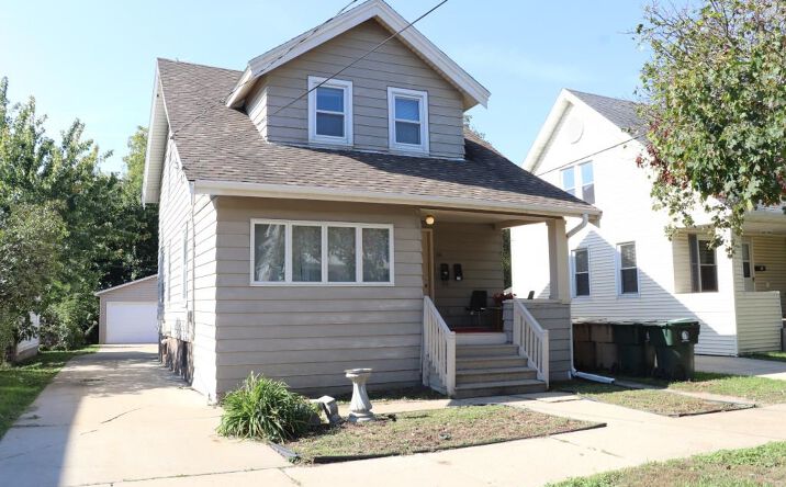 image of property at 14 N 6TH ST Madison WI 53704-4933