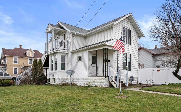 image of property at 703 E CENTERWAY Janesville WI 53545-3117