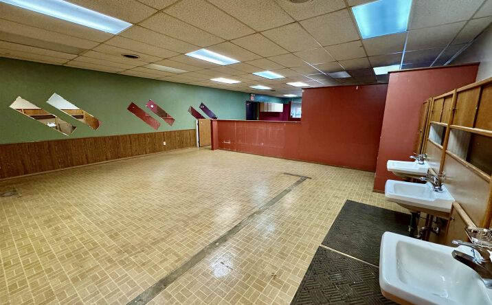 Pictures of Retail, Office property located at 131 Alona, Lancaster, WI 53813 for sales - image #1