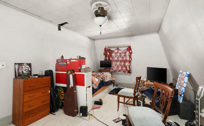 Pictures of Multifamily property located at 318 Mandt Parkway, Stoughton, WI 53589 for sales - image #1