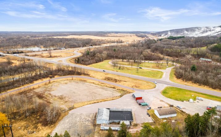 Pictures of Retail, Office, Land property located at W10521 Tritz, Caledonia, WI 53901 for sales - image #1